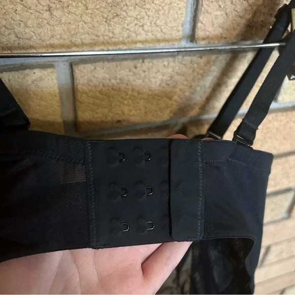 NWT SKIMS Ultra Fine Mesh Underwire Bra In Onyx Black Size 32H BR-UWR-2209 - Picture 7 of 8